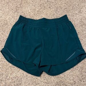 Lululemon Women’s Hotty Hot 4” Lined Teal Shorts
